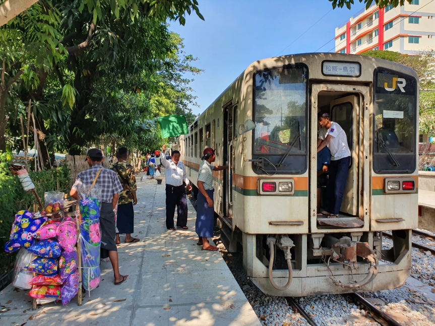 Yangon Circular Railway – A Great Way to Experience Local Life